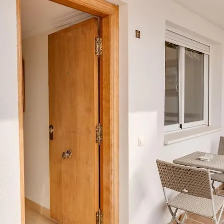 Un Oasis Familiar En * Εστεπόνα